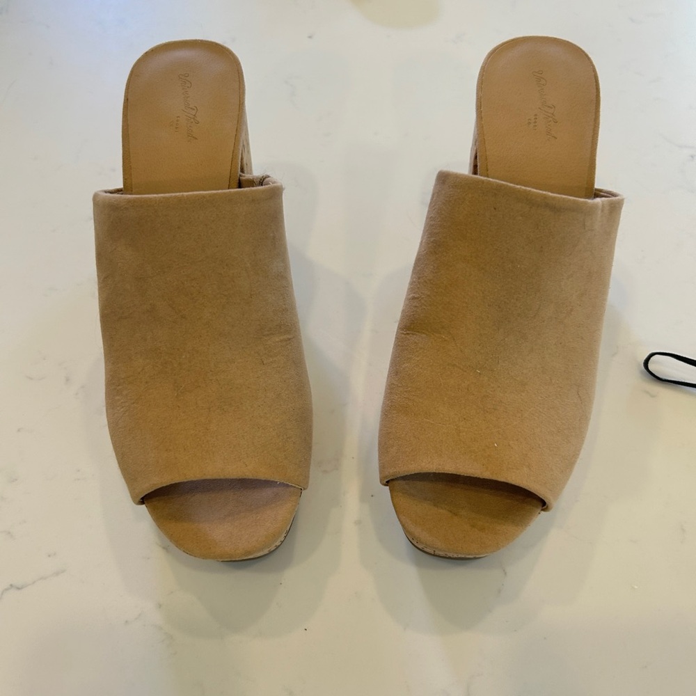 Universal Thread Brown Platform Mules - image 3